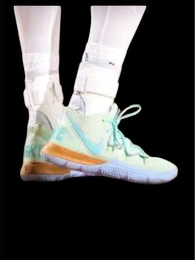 Nike Kyrie 5 EP Squidward SponfeBob Square Pants Sneakers.